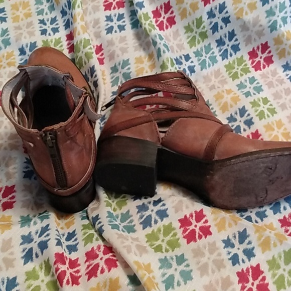 Freebird - Picture 4 of 5